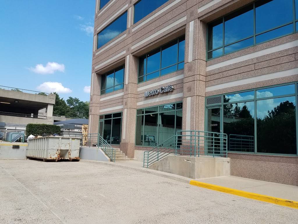 Metro Cafe | cafe | 2650 Park Tower Dr, Vienna, VA 22180, USA | 7035602111 OR +1 703-560-2111