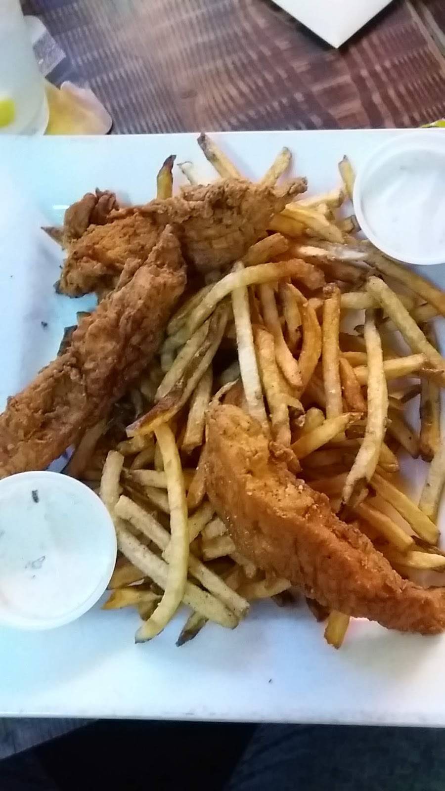 The Dog House Bar and Grill | restaurant | 5800 4th Ave S, Seattle, WA 98108, USA | 2064535996 OR +1 206-453-5996