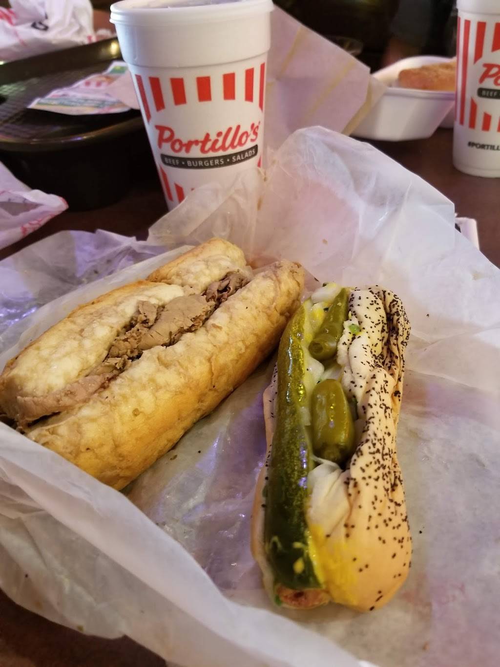 Portillos Hot Dogs | meal takeaway | 555 E 81st Ave, Merrillville, IN 46410, USA | 2197698300 OR +1 219-769-8300