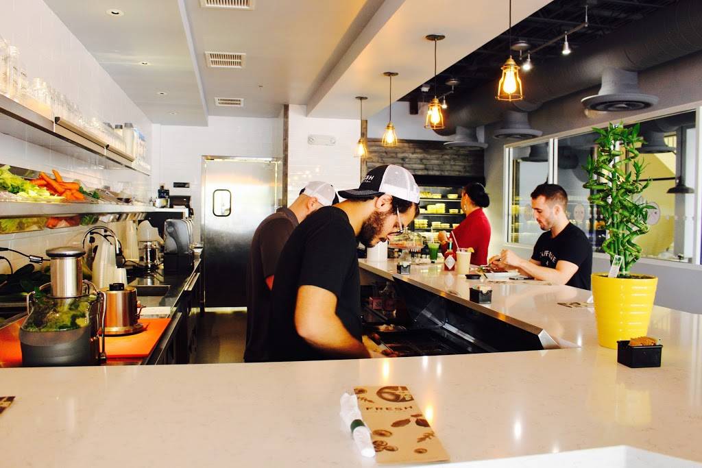 J&J Fresh Kitchen | restaurant | 21316 St Andrews Blvd, Boca Raton, FL 33433, USA | 5618522230 OR +1 561-852-2230