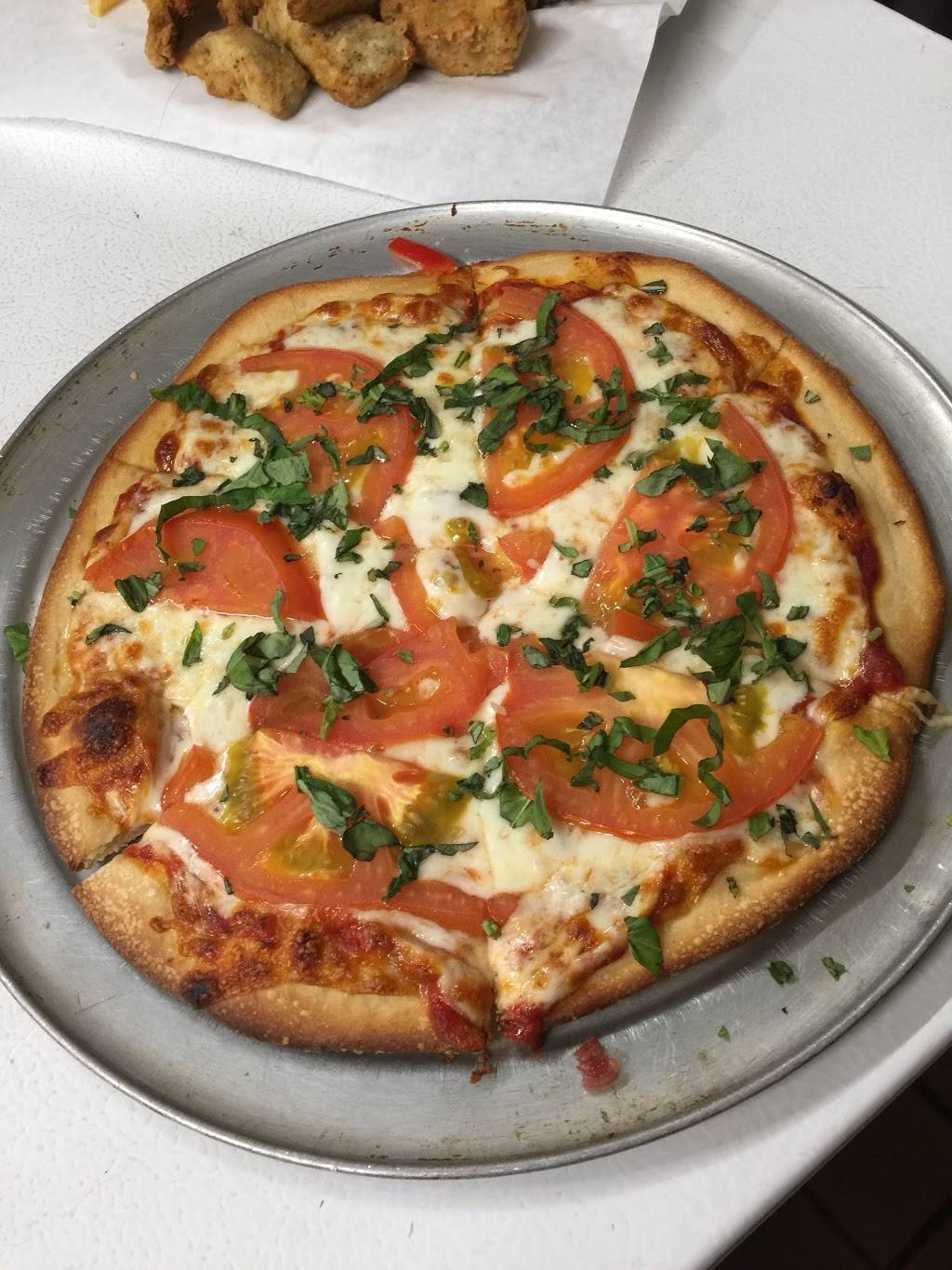 DiPiazza Restaurant and Lounge | night club | 5205 E Pacific Coast Hwy, Long Beach, CA 90804, USA | 5624982461 OR +1 562-498-2461