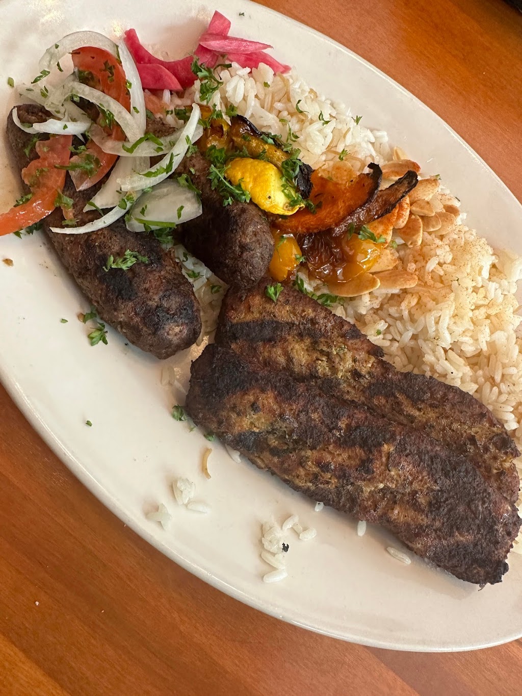 Malek Al Kabob Trenton | restaurant | 3323 West Rd, Trenton, MI 48183, USA | 7343044437 OR +1 734-304-4437