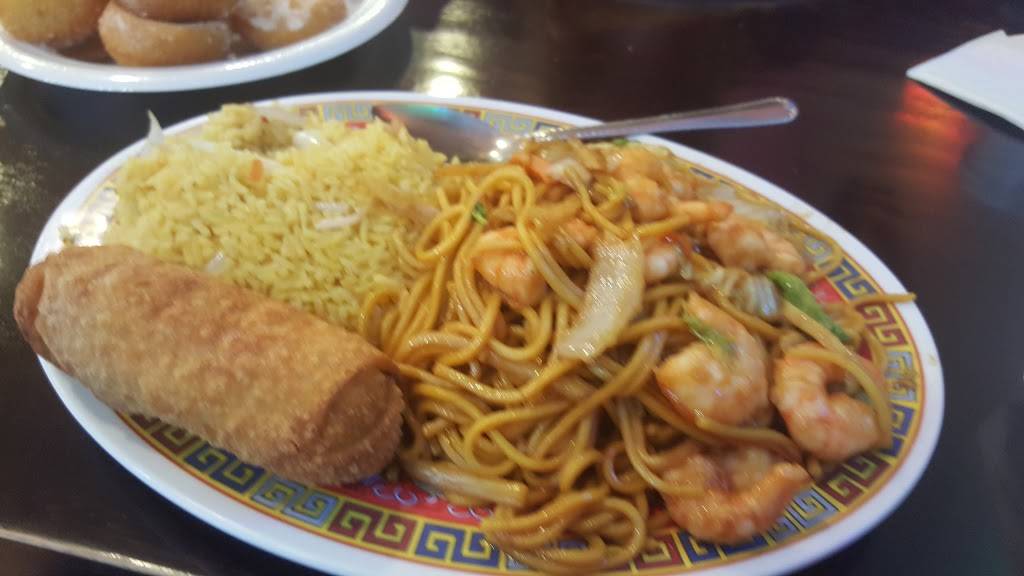 New China | restaurant | 2725-112 N Kansas Expy, Springfield, MO 65803, USA | 4178623999 OR +1 417-862-3999