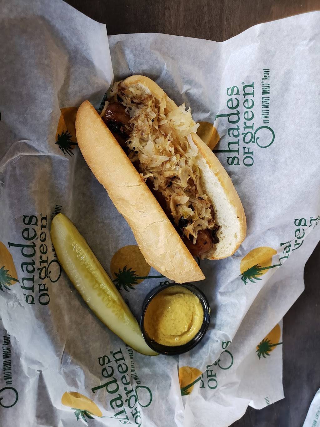 Evergreens Sports Pub at Shades of Green | restaurant | 1950 W Magnolia Palm Dr, Lake Buena Vista, FL 32830, USA | 4078243400 OR +1 407-824-3400