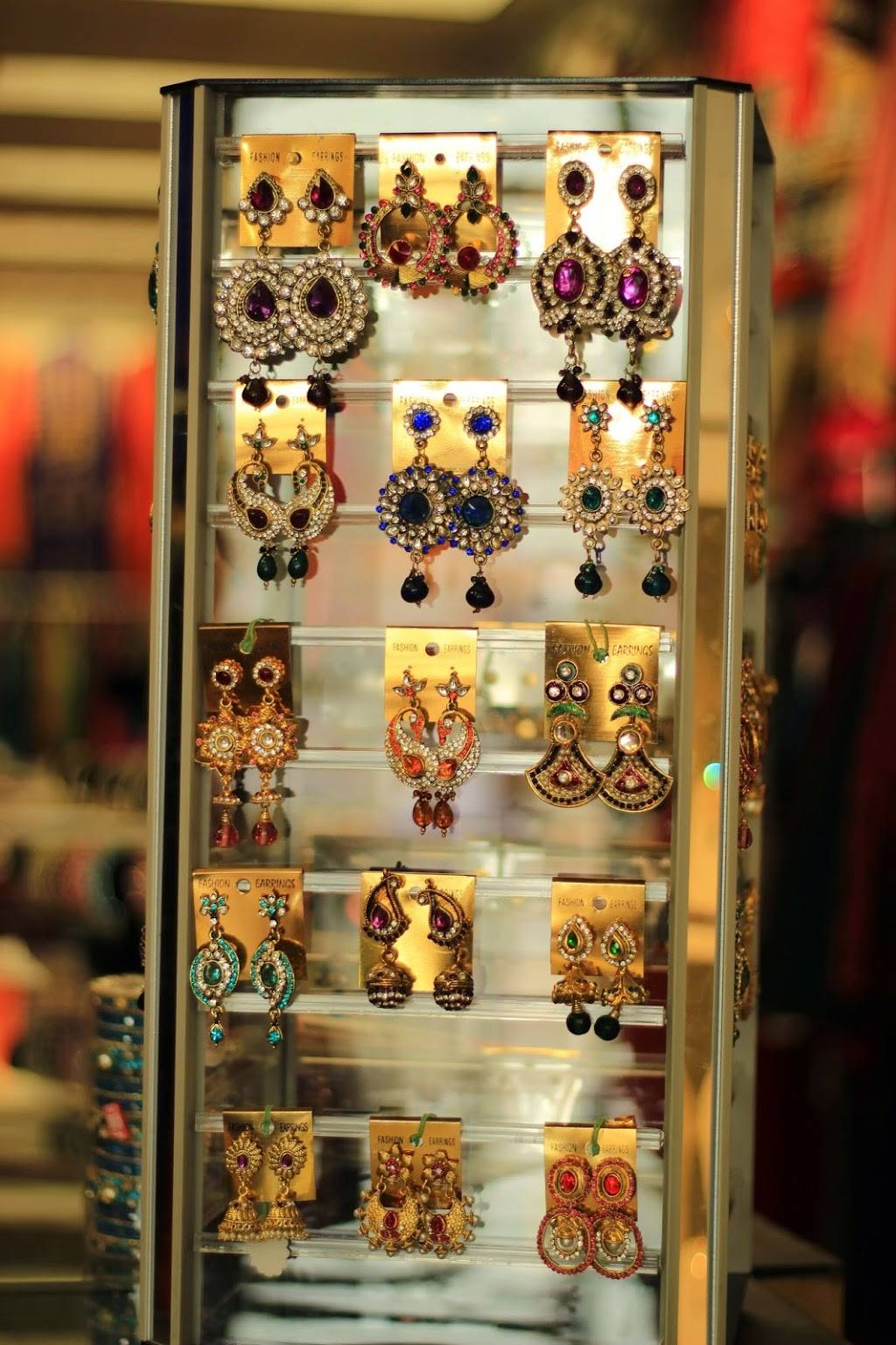 Bombay Boutique | restaurant | 414 S Broadway, Hicksville, NY 11801, USA | 5165957302 OR +1 516-595-7302