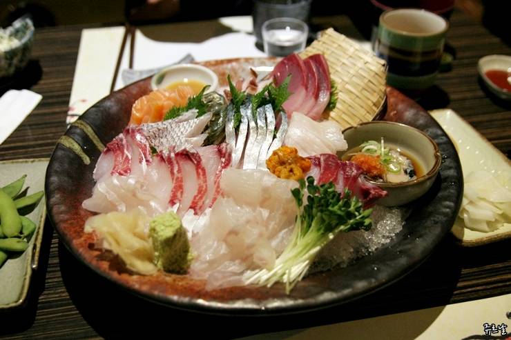 Katsu Sushi House | restaurant | 1465 Webster St, Alameda, CA 94501, USA | 5107498461 OR +1 510-749-8461