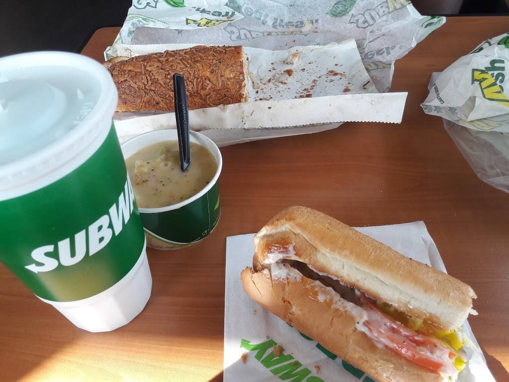 Subway | restaurant | 30408 Ford Rd, Garden City, MI 48135, USA | 7344217827 OR +1 734-421-7827