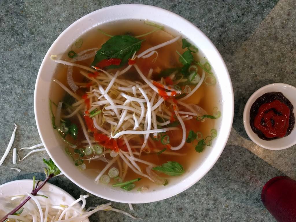 Pho Nam Restaurant | restaurant | 15924 Shady Grove Rd, Gaithersburg, MD 20877, USA | 2406329500 OR +1 240-632-9500