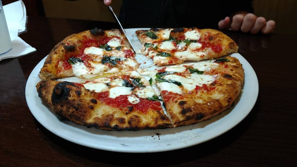 Forno Bello Wood Fired Pizza & Italian Cuisine | cafe | 138 S Woodland Blvd, DeLand, FL 32720, USA | 3862790078 OR +1 386-279-0078