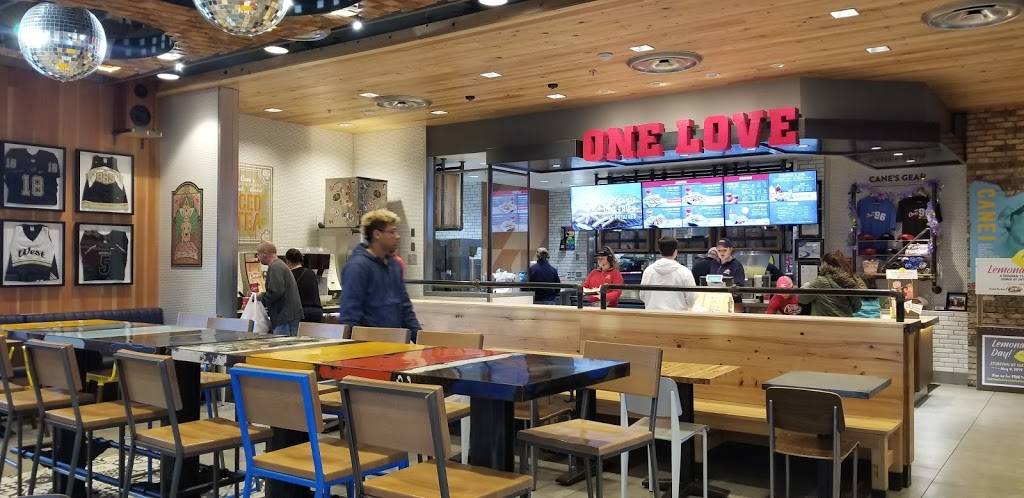 Raising Canes Chicken Fingers | meal takeaway | 1402 S Walton Blvd, Bentonville, AR 72712, USA | 4794640607 OR +1 479-464-0607