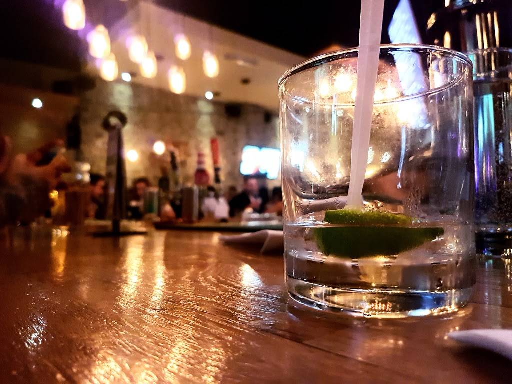 Le Balthazar Centropolis | restaurant | 195 Promenade Du Centropolis, Laval, QC H7T 0B3, Canada | 4506822007 OR +1 450-682-2007