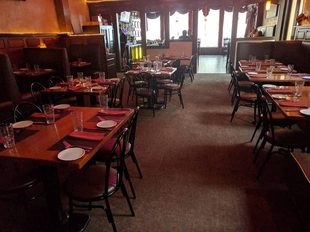 Adolfos | restaurant | 254 Worthington St, Springfield, MA 01103, USA | 4137465000 OR +1 413-746-5000