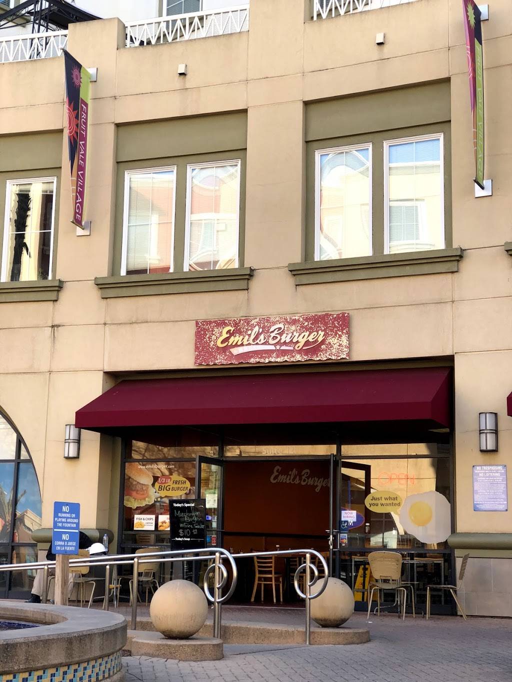 Emils Burger & Breakfast | restaurant | 3301 E 12th St, Oakland, CA 94601, USA | 5105360888 OR +1 510-536-0888