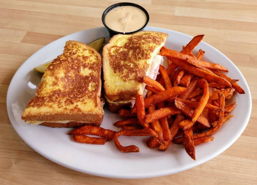 CornerStone Café | restaurant | 2753 N Western Ave, Chicago, IL 60647, USA | 7732351155 OR +1 773-235-1155