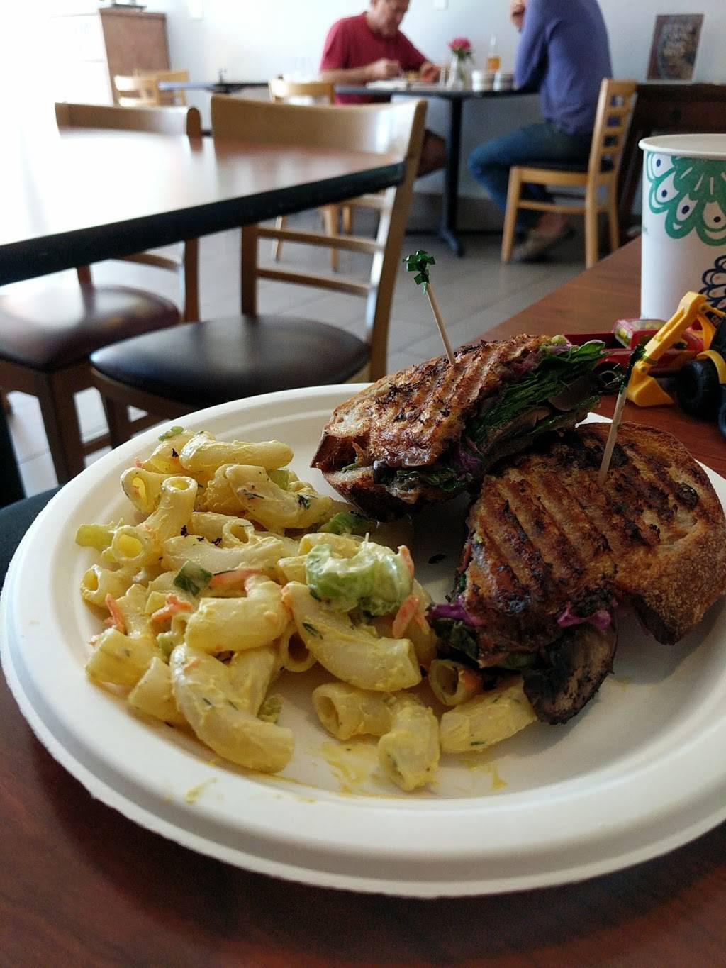 California Homemades | restaurant | 138 W Grand Ave, Escondido, CA 92025, USA | 7609753923 OR +1 760-975-3923