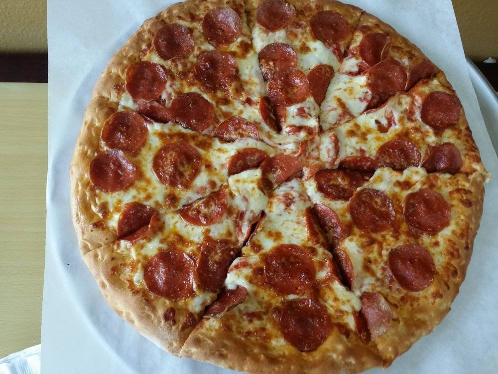 Luis Pizza & Subs | restaurant | 1150 N Harbor Blvd #106, Anaheim, CA 92801, USA | 7149564476 OR +1 714-956-4476