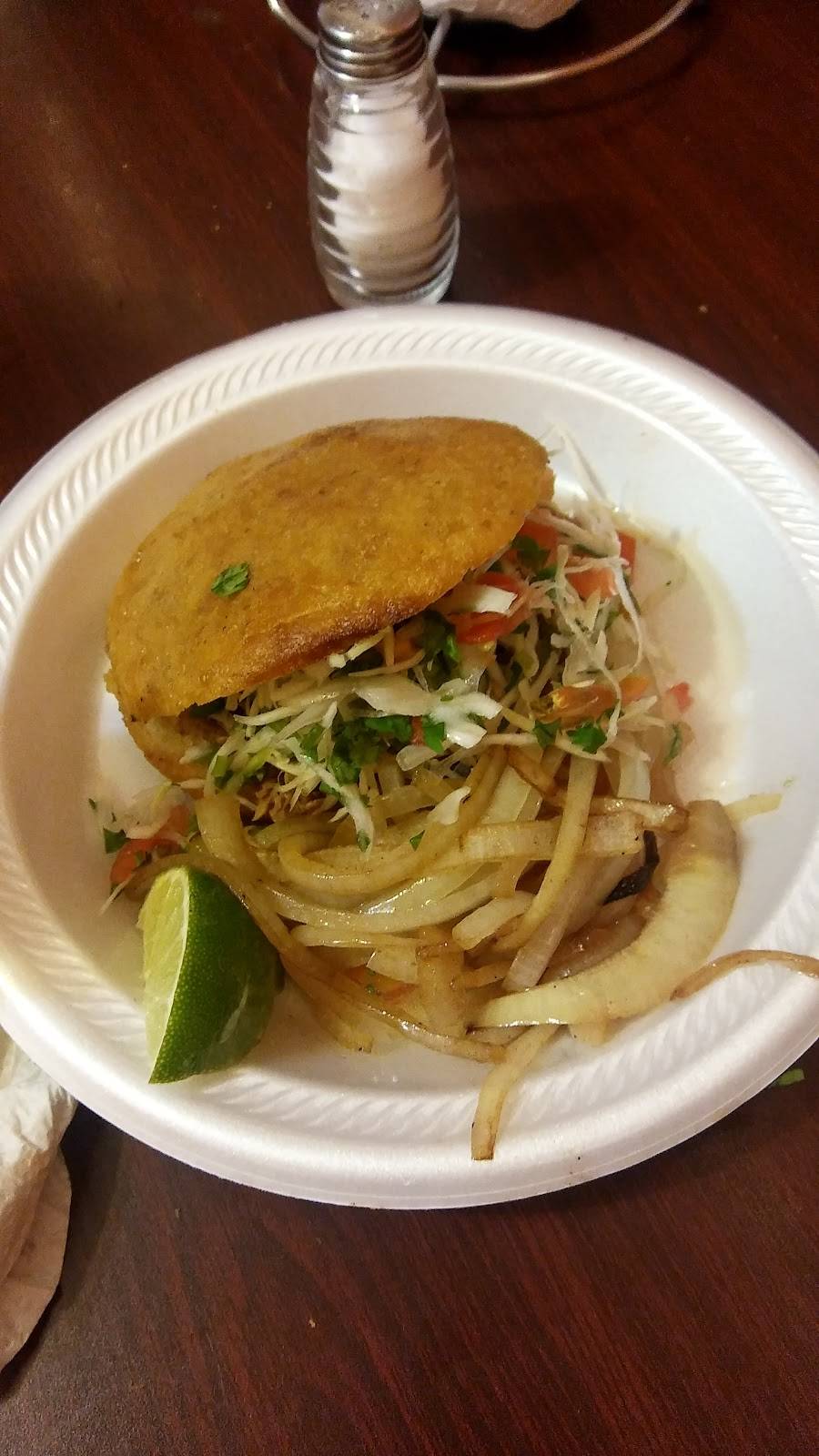 Gorditas Ahualulco SLP | restaurant | 1209 Fort Worth Ave, Dallas, TX 75208, USA | 2148816149 OR +1 214-881-6149