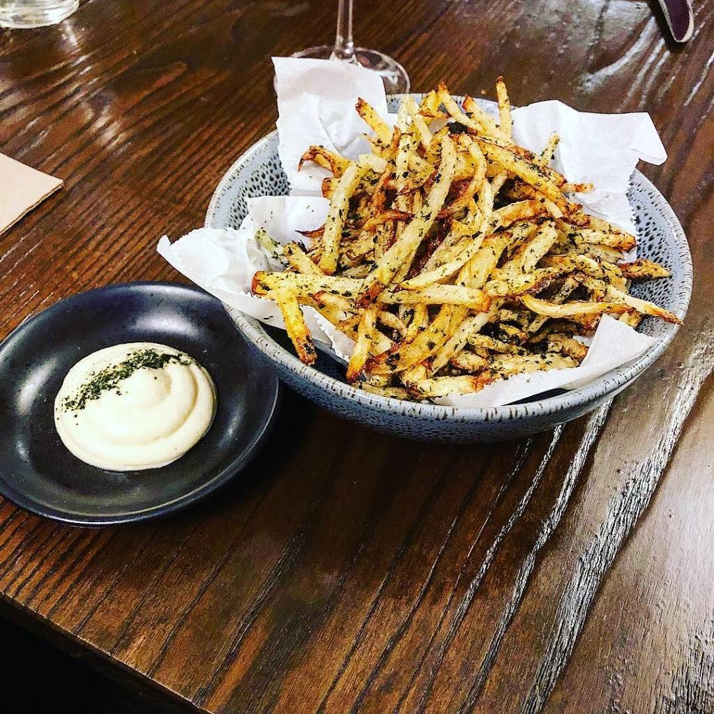 FIYA Chicken | restaurant | 1024 Commonwealth Avenue, Boston, MA 02215, USA | 6172088659 OR +1 617-208-8659