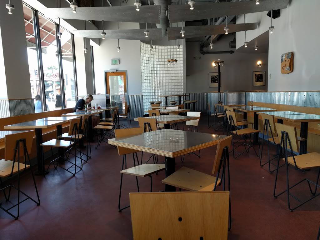 Chipotle Mexican Grill | restaurant | 867 Grand Ave, St Paul, MN 55105, USA | 6516020560 OR +1 651-602-0560