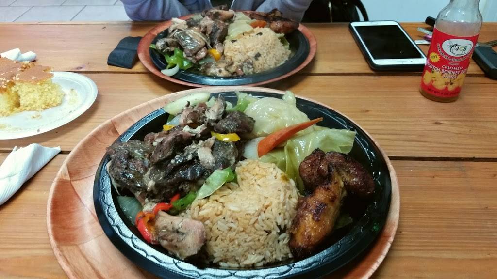 Island Jerk | restaurant | 1519 Newcastle St, Brunswick, GA 31520, USA | 9122674742 OR +1 912-267-4742