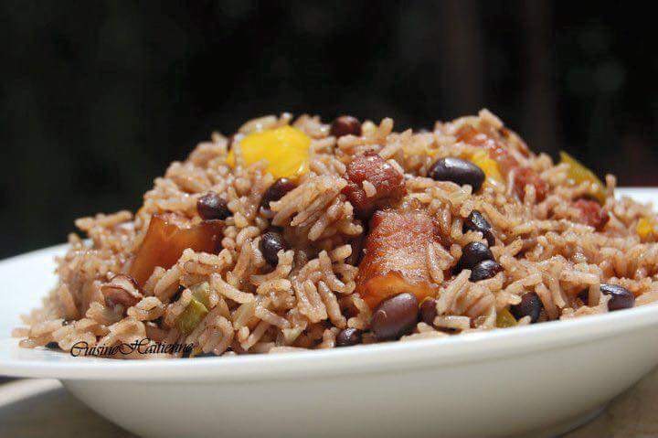 B & M restaurant | restaurant | 1262 NE 146th St, Miami, FL 33161, USA | 7865978544 OR +1 786-597-8544