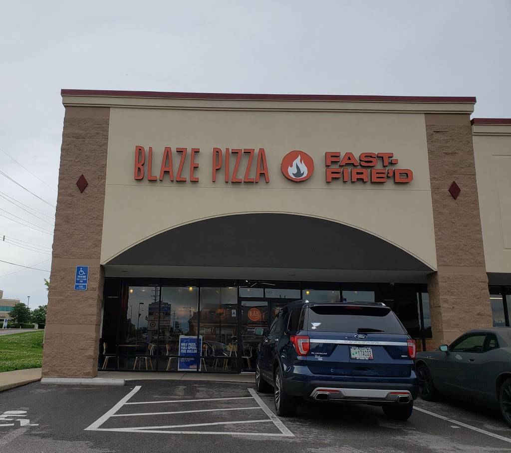 Blaze Pizza | restaurant | 1050 S Kirkwood Rd, Kirkwood, MO 63122, USA | 3146824005 OR +1 314-682-4005
