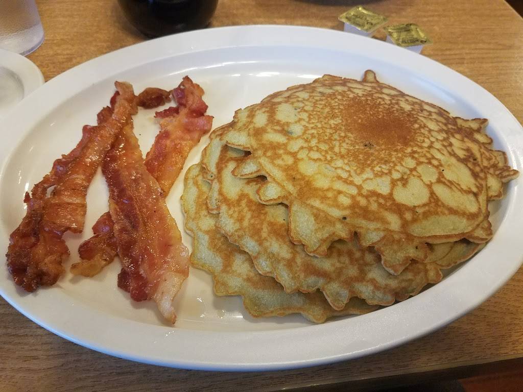 The Virginian Restaurant | restaurant | 169 Glyndon St SE, Vienna, VA 22180, USA | 7039382333 OR +1 703-938-2333