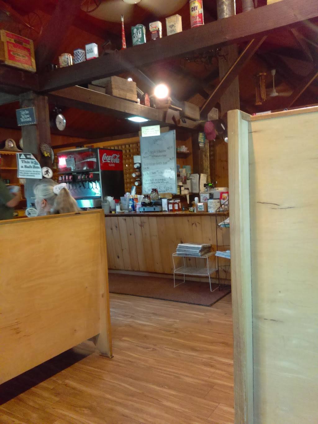 Farmington River Diner | restaurant | 119 S Main Rd, Otis, MA 01253, USA | 4132696874 OR +1 413-269-6874