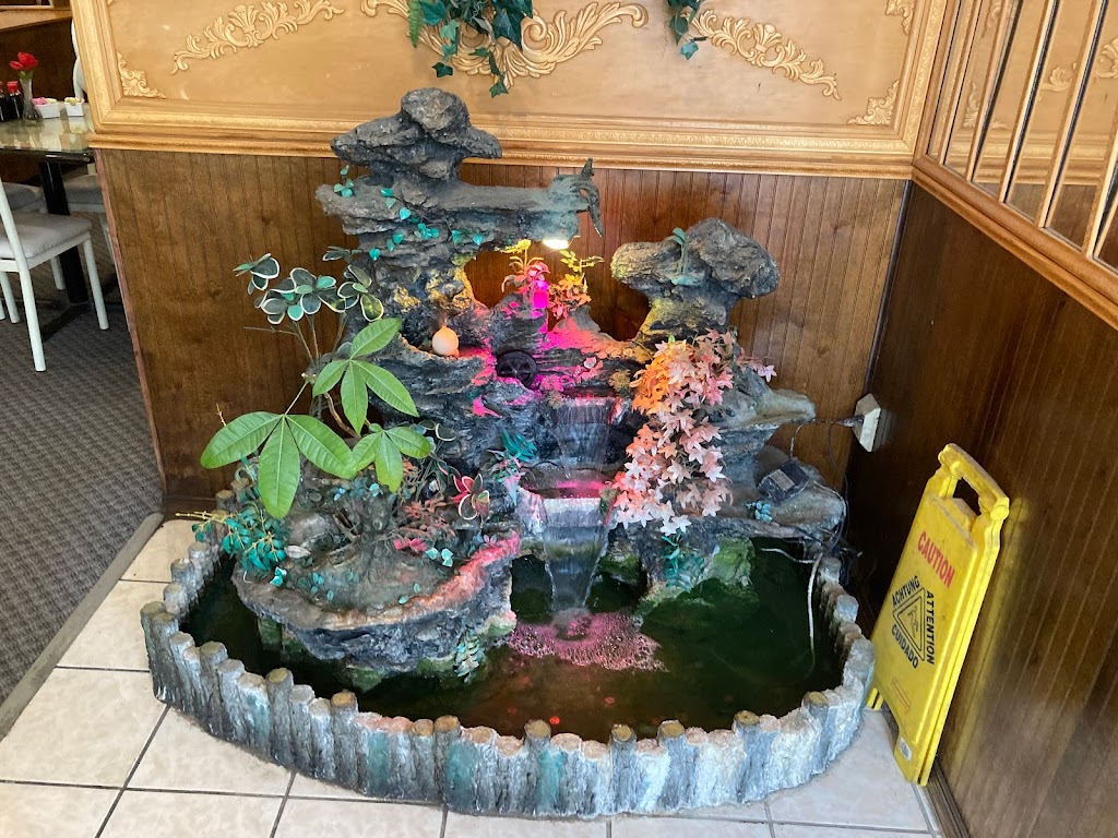 Aroi Thai Cuisine | restaurant | 70 Colony Rd, Newport News, VA 23602, USA | 7578795118 OR +1 757-879-5118