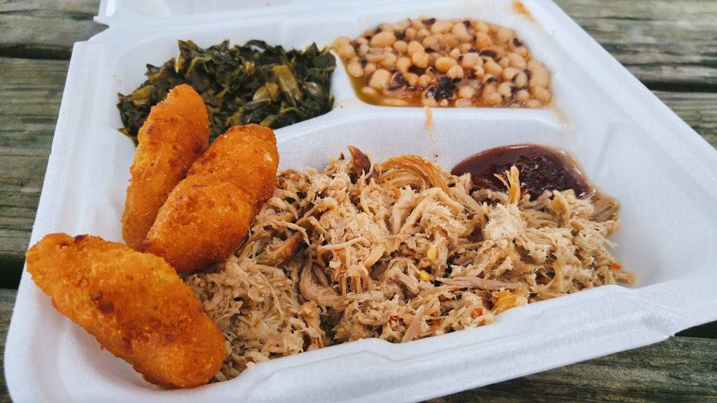 Jacksons Big Oak Barbecue | restaurant | 920 S Kerr Ave, Wilmington, NC 28403, USA | 9107991581 OR +1 910-799-1581