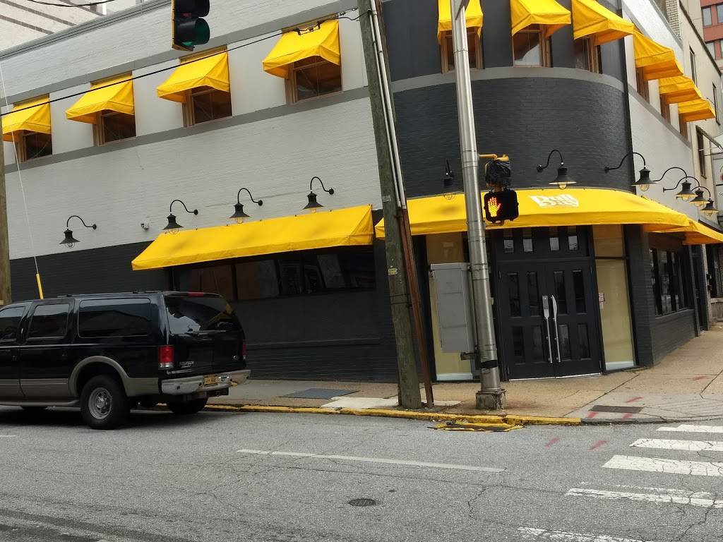 Bull Bay Caribbean Cuisine | restaurant | 900 N Orange St, Wilmington, DE 19801, USA | 3026611100 OR +1 302-661-1100