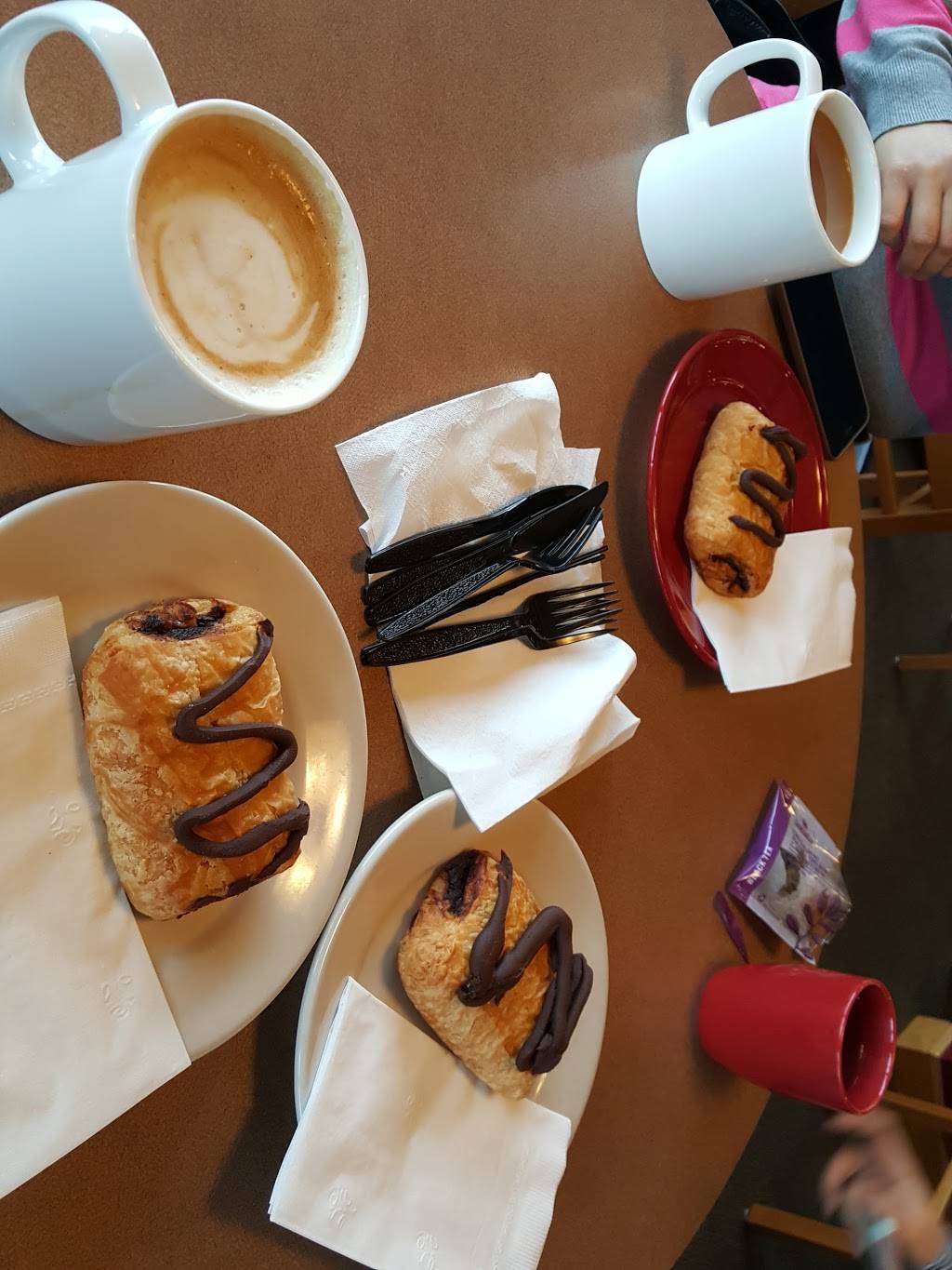 Peaberrys Cafe & Bakery | cafe | 4350 Boardman-Canfield Rd, Canfield, OH 44406, USA | 3307029230 OR +1 330-702-9230