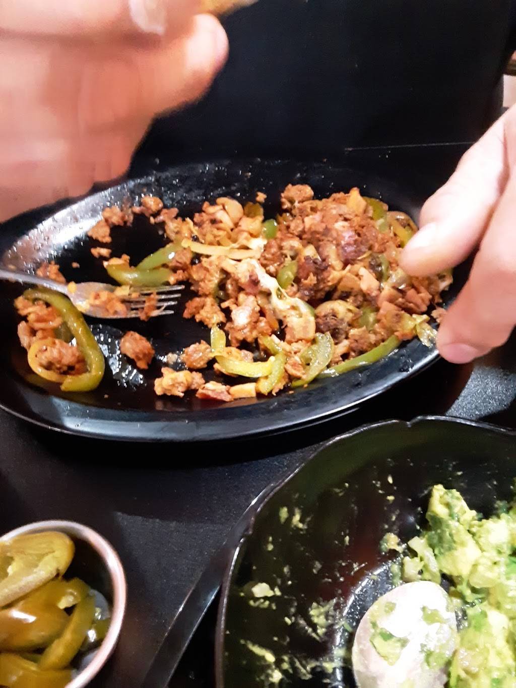 El Taco Loco Mexican Taqueria | restaurant | 13 S Monroe St, Coldwater, MI 49036, USA | 5179240353 OR +1 517-924-0353