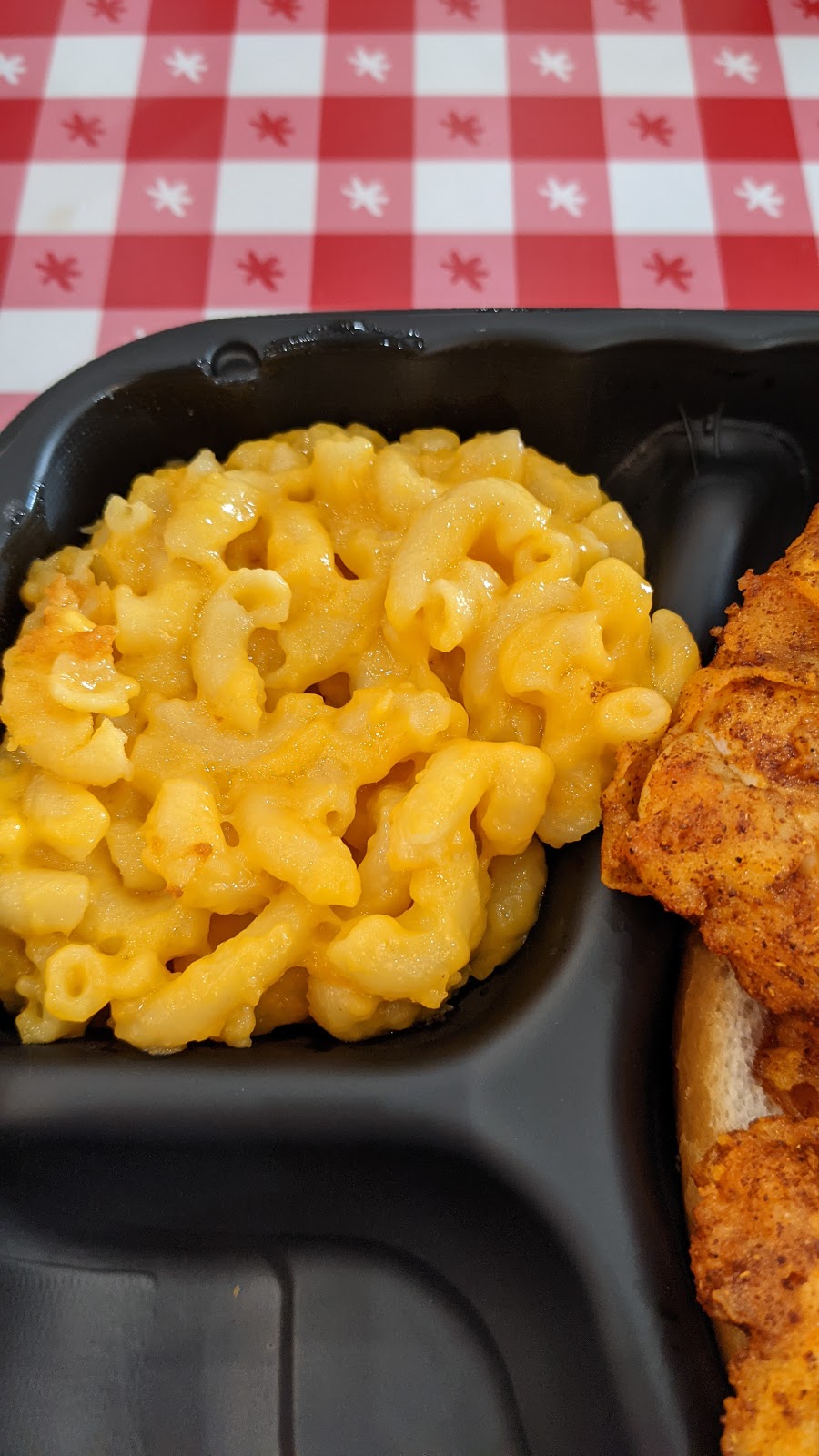 Hot Chicken Takeover | restaurant | 17830 Royalton Rd Suite 250, Strongsville, OH 44136, USA | 4406583513 OR +1 440-658-3513