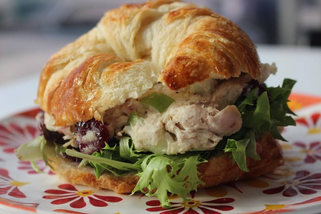 Freckled Fox Cafe | restaurant | 1 N Main St, Northampton, MA 01062, USA | 4135850445 OR +1 413-585-0445