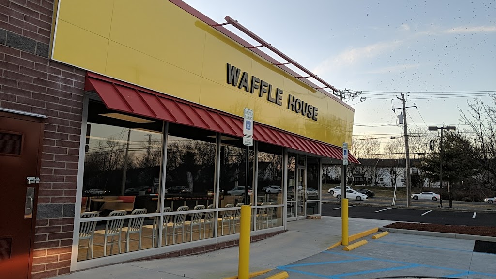 Waffle House | restaurant | 1450 Pulaski Hwy, Newark, DE 19702, USA | 3027228885 OR +1 302-722-8885