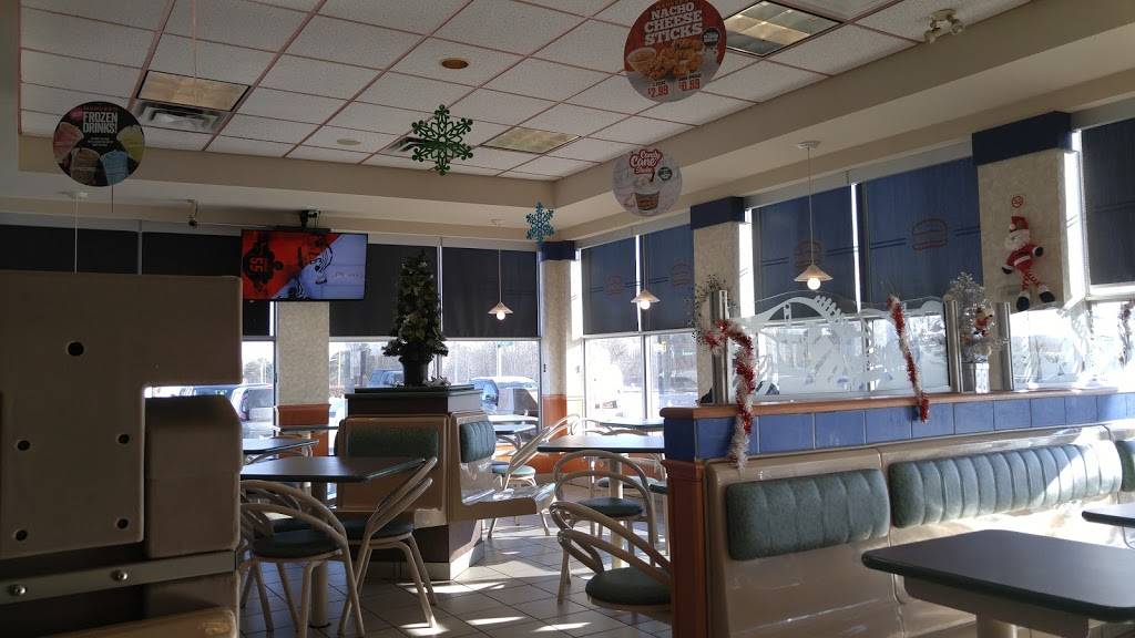 Harveys | restaurant | 24398 Woodbine Ave RR#2, Keswick, ON L4P 3E9, Canada | 9054765667 OR +1 905-476-5667