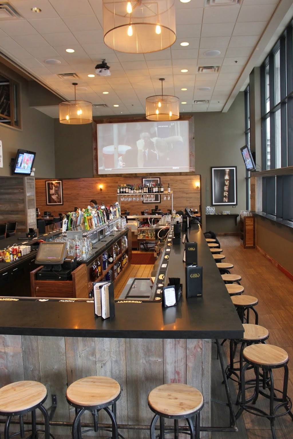 Park Tavern | restaurant | 1645 W Jackson Blvd, Chicago, IL 60612, USA | 3122434276 OR +1 312-243-4276