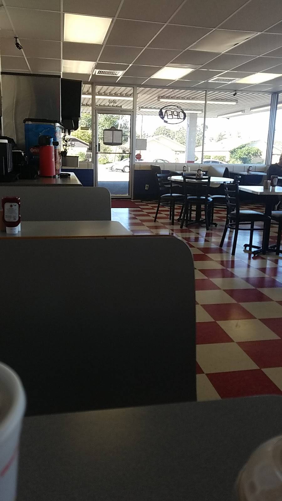 Dairy Queen Store | restaurant | 3010 39th St, Port Arthur, TX 77642, USA | 4099833256 OR +1 409-983-3256