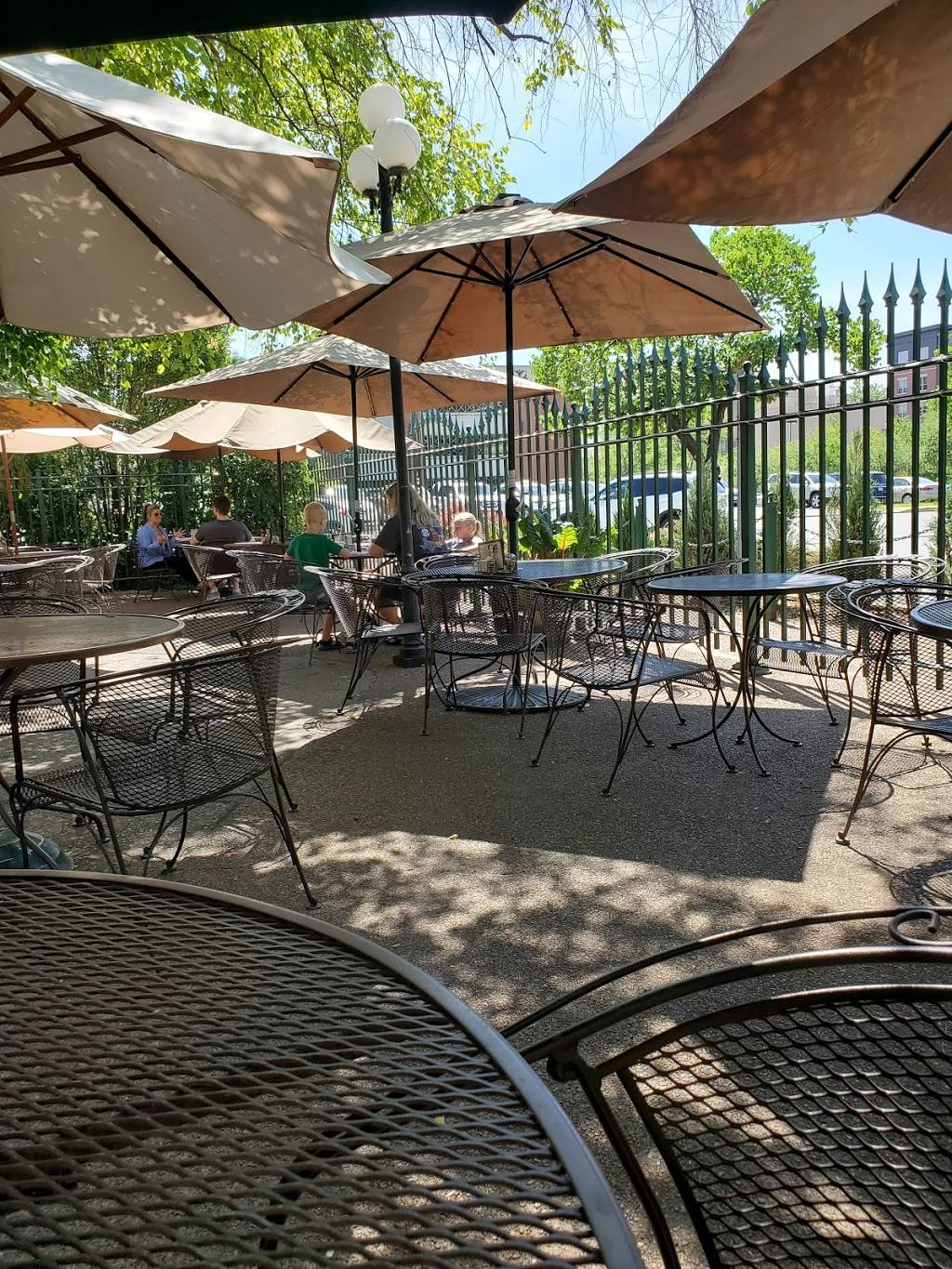 Flat Branch Pub & Brewing | restaurant | 115 S 5th St, Columbia, MO 65201, USA | 5734990400 OR +1 573-499-0400