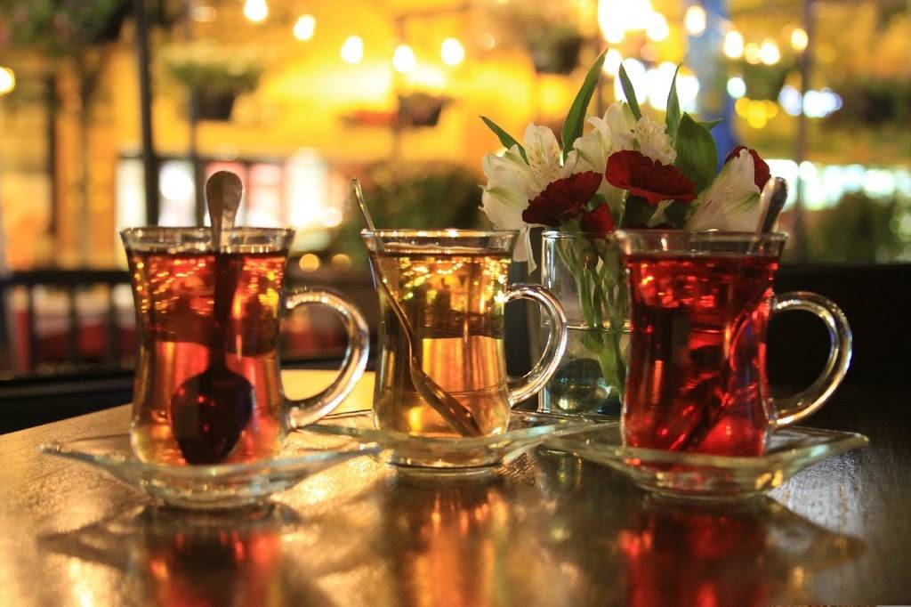 Pera Turkish Kitchen | restaurant | 2833 N Broadway, Chicago, IL 60657, USA | 7738800063 OR +1 773-880-0063