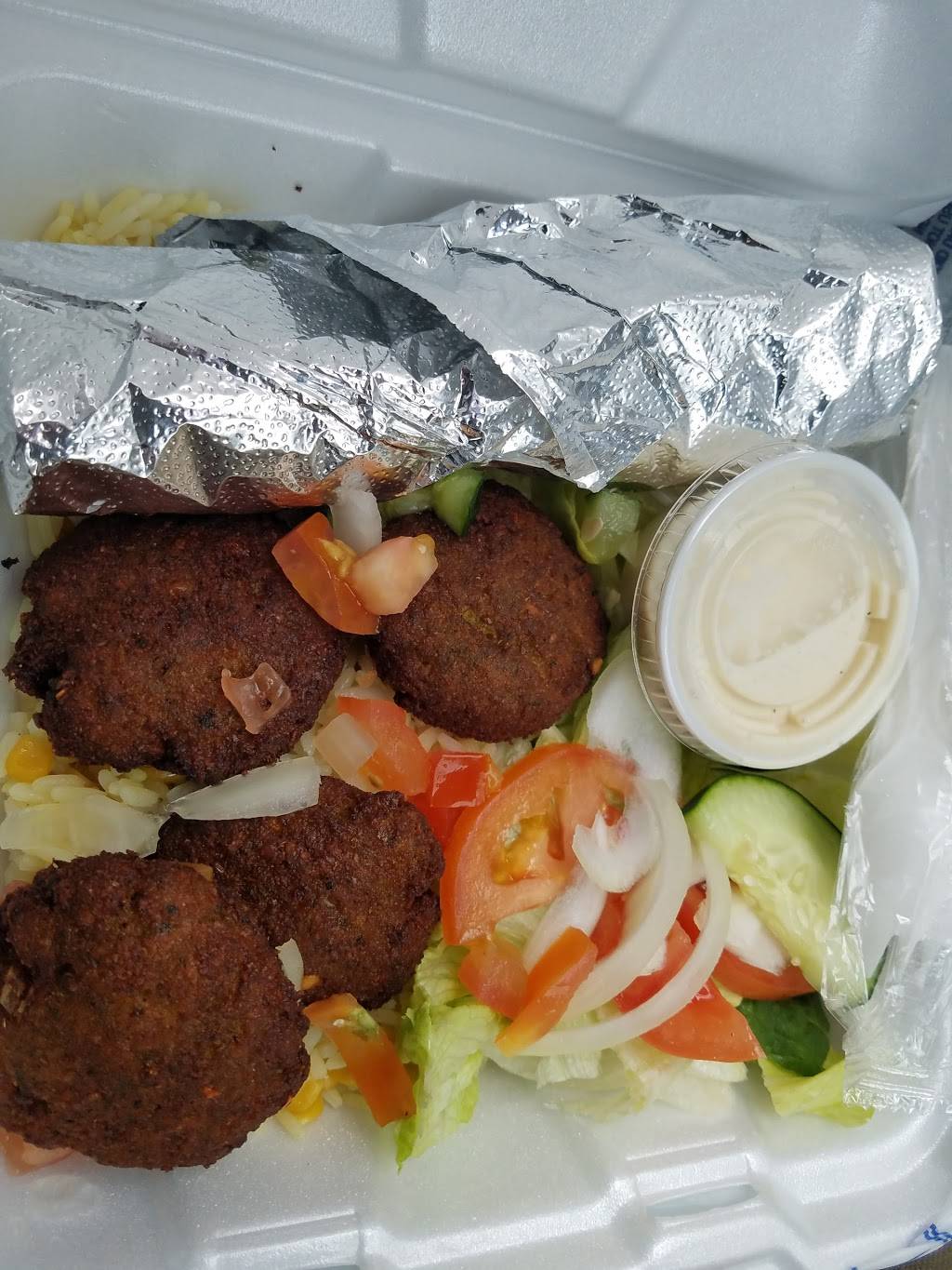 Lucie Monroes Mediterranean Cafe | restaurant | 1301 S Main St, Blacksburg, VA 24060, USA | 5403159378 OR +1 540-315-9378