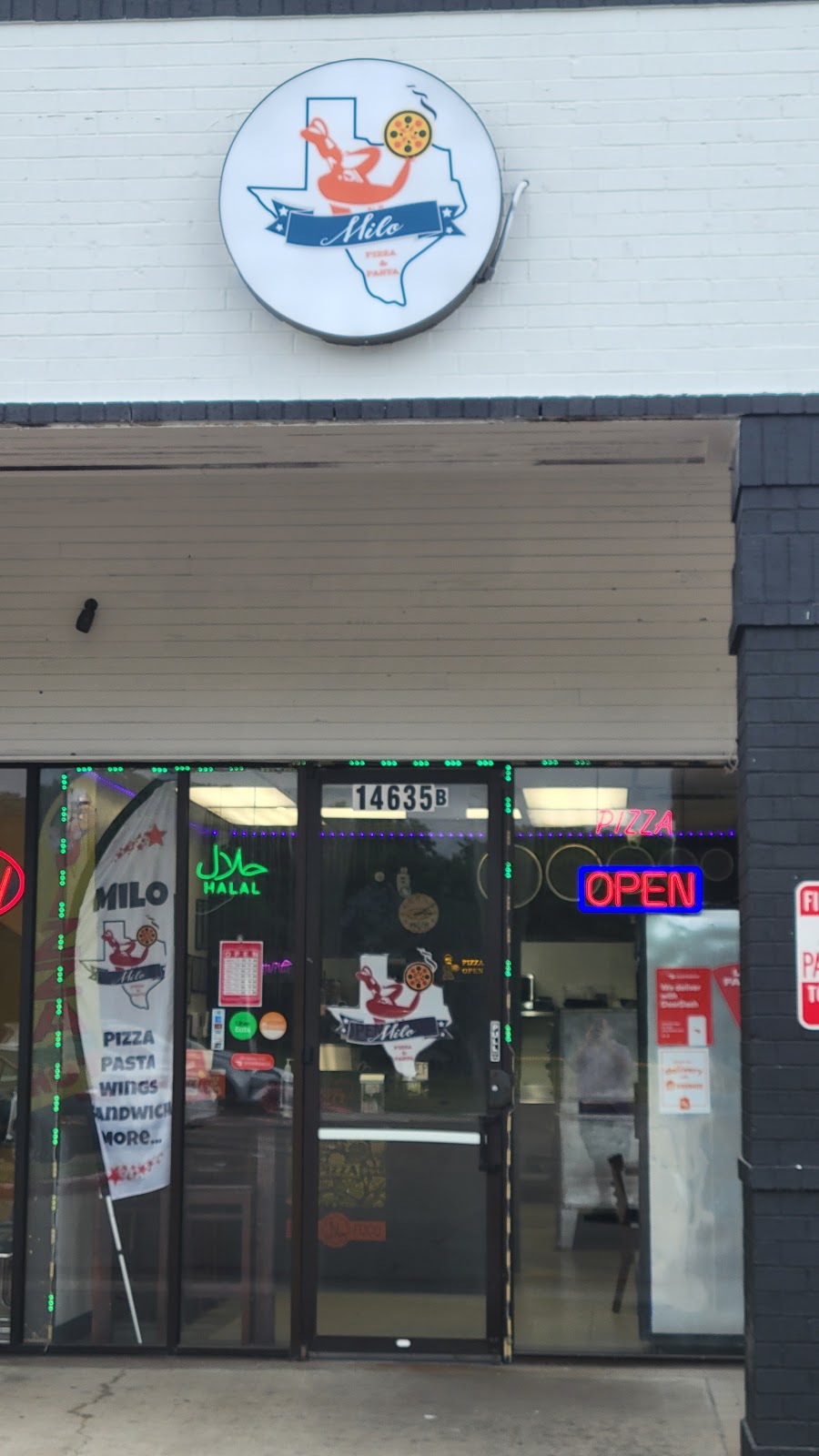 Milo Pizza And Pasta | restaurant | 14635 Beechnut St B, Houston, TX 77083, USA | 2815296252 OR +1 281-529-6252