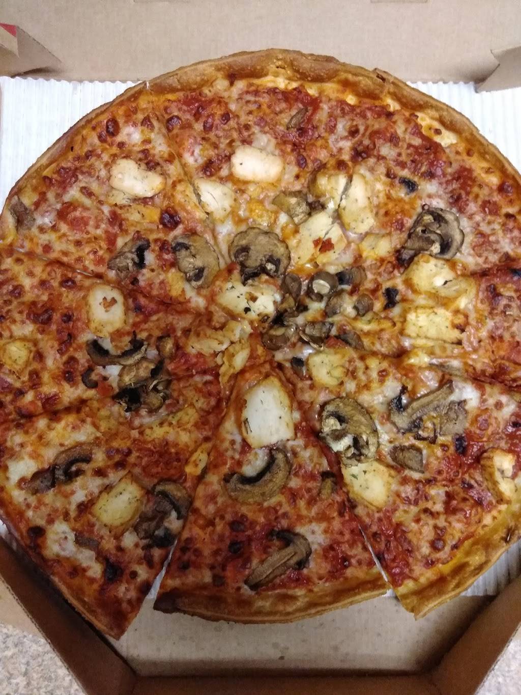 Pizza Hut | restaurant | 8221 Southside Blvd, Jacksonville, FL 32256, USA | 9046465544 OR +1 904-646-5544