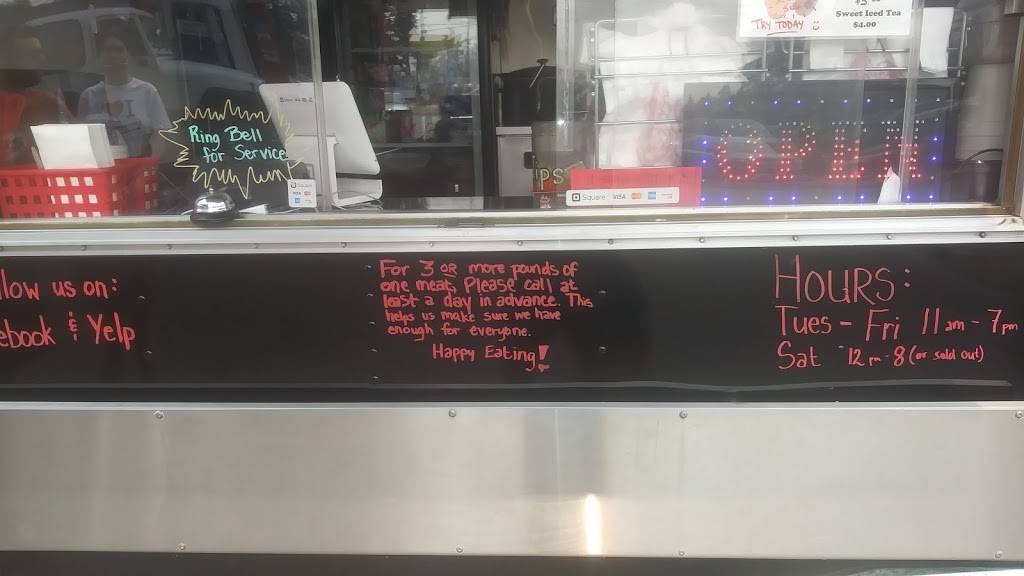 Smoke Squad | restaurant | 11540 SW Pacific Hwy, Portland, OR 97223, USA | 5033800688 OR +1 503-380-0688