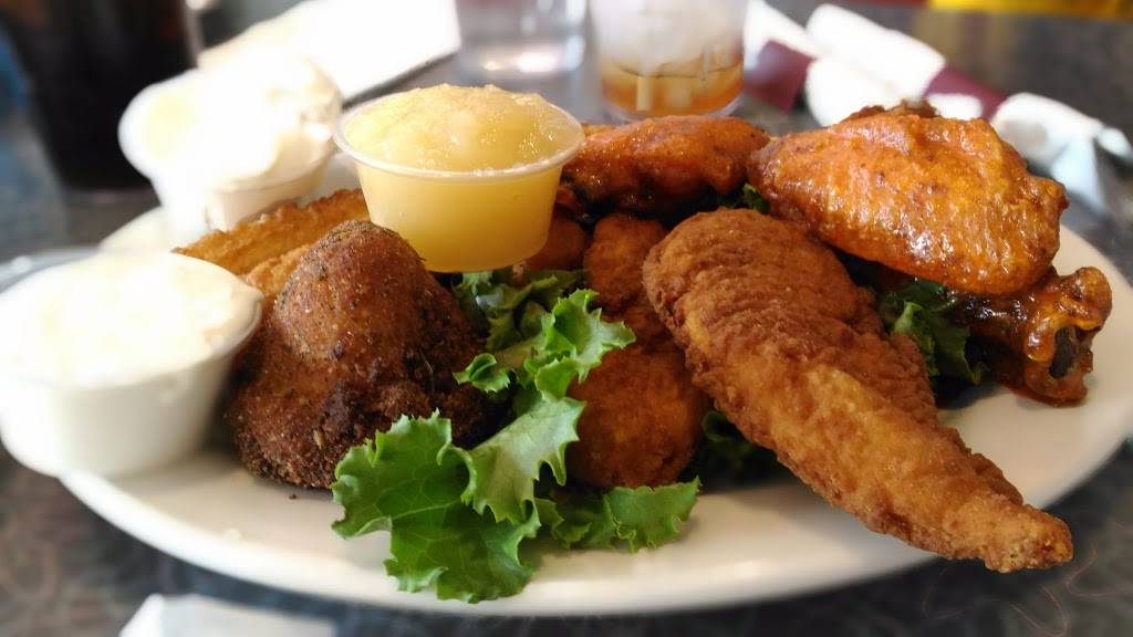 Trolley Car Diner & Deli | restaurant | 7619 Germantown Ave, Philadelphia, PA 19119, USA | 2157531500 OR +1 215-753-1500