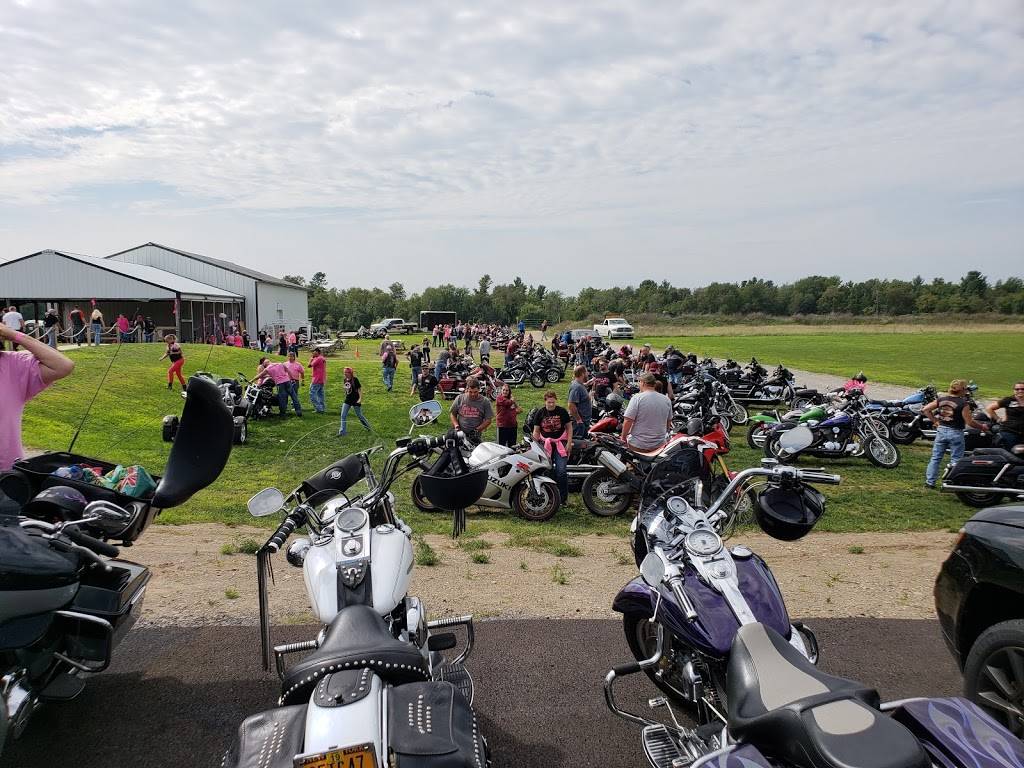 Spook Hill Bar And Grill | restaurant | 12139 US-11, Adams Center, NY 13606, USA | 3152844074 OR +1 315-284-4074