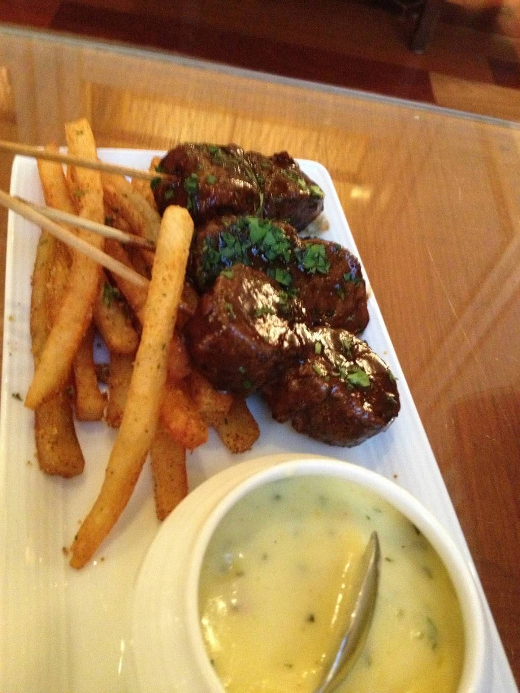 Bites | night club | 280 Vanderbilt Beach Rd, Naples, FL 34108, USA | 2395986644 OR +1 239-598-6644