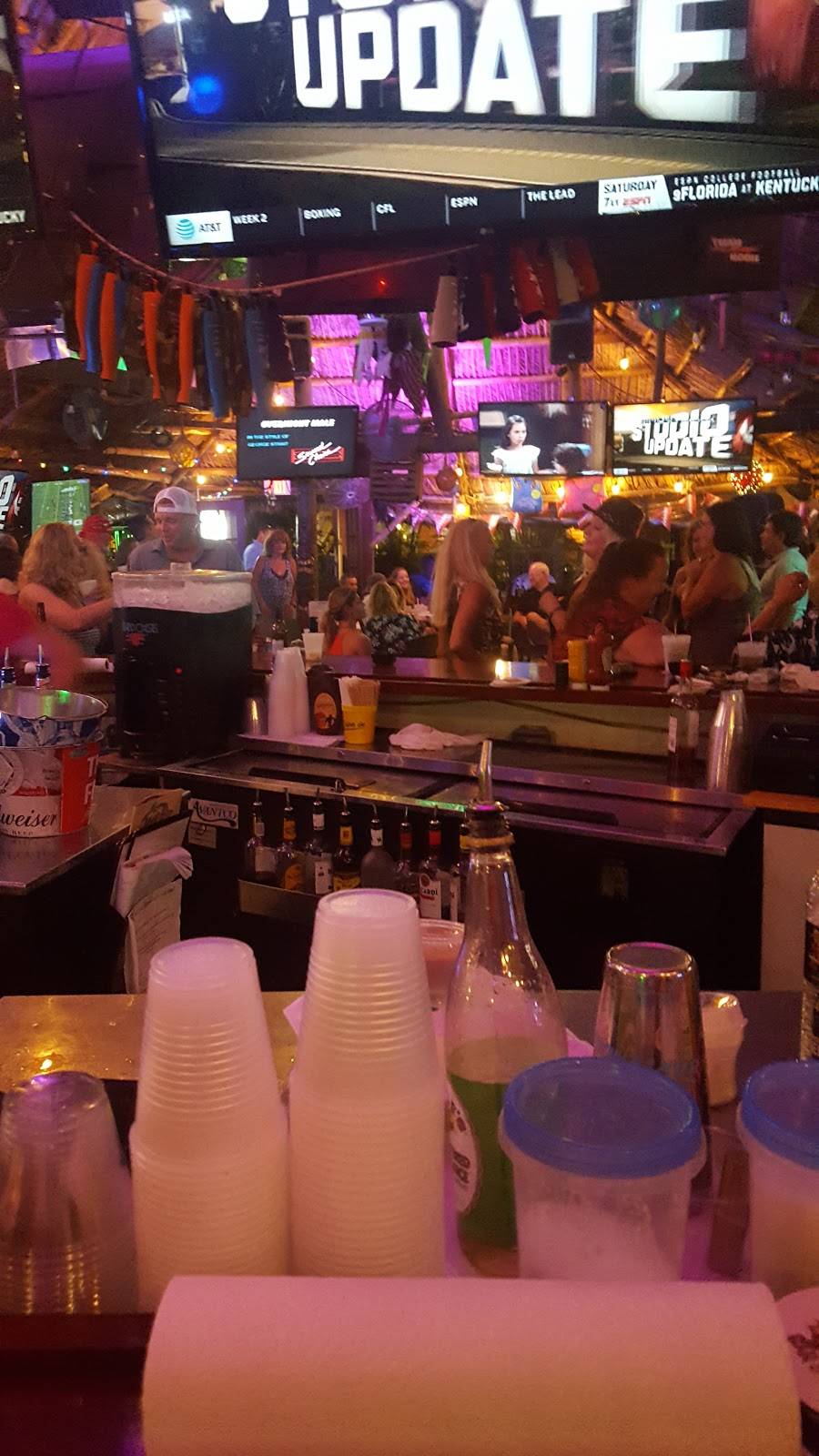 Uglys Waterside Bar | restaurant | 1131 First St, Fort Myers Beach, FL 33931, USA | 2394638077 OR +1 239-463-8077