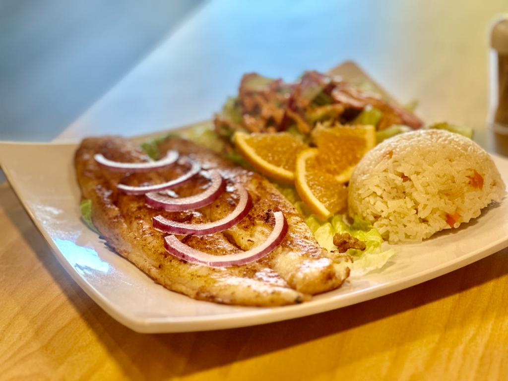 Luna del Mar Restaurant | restaurant | 991 Saratoga Ave, San Jose, CA 95129, USA | 6692303975 OR +1 669-230-3975